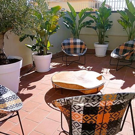 Mile Hotel Bari Exterior photo