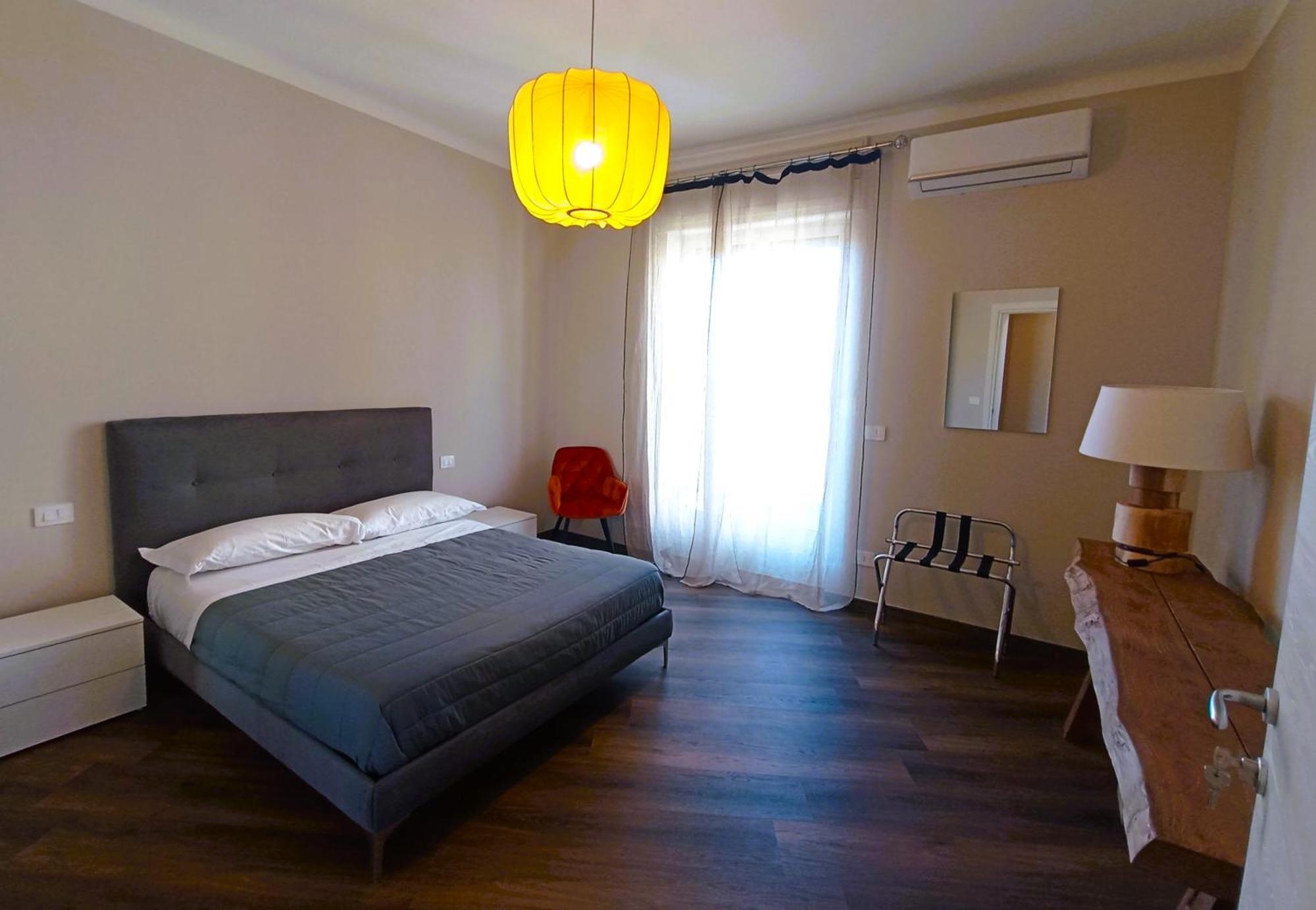 Mile Hotel Bari Exterior photo